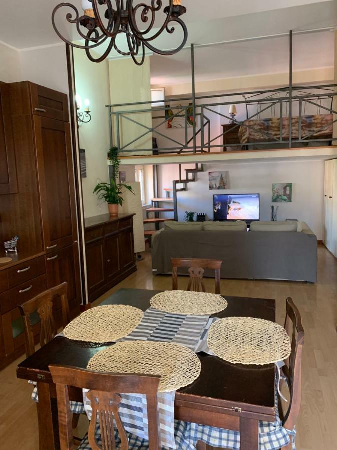 Di Sarno'S Guest House Appartamento Napoli Eksteriør billede